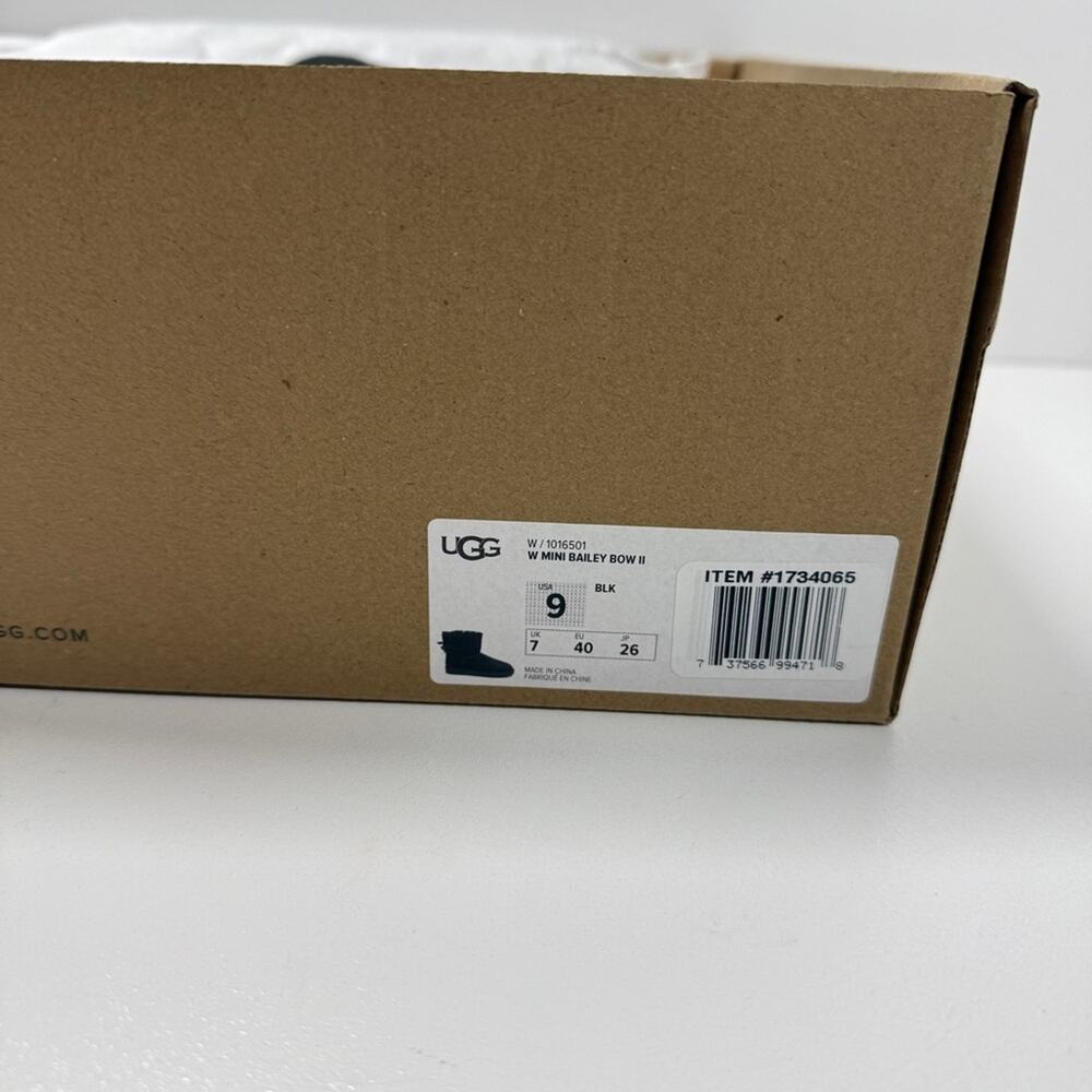 NIB • UGG Women's Black Mini Bailey Bow II Condition: New In Box Size:9 - Picture 7 of 7